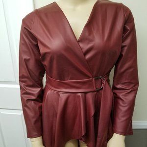 Gorgeous high /Low Top or Jacket  ✨Host Pick